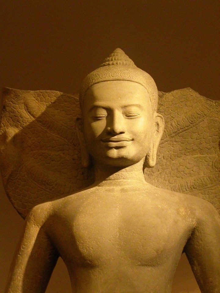 JVP - Buddha shakyamuni protg par le naja - Muse Guillemet - Paris