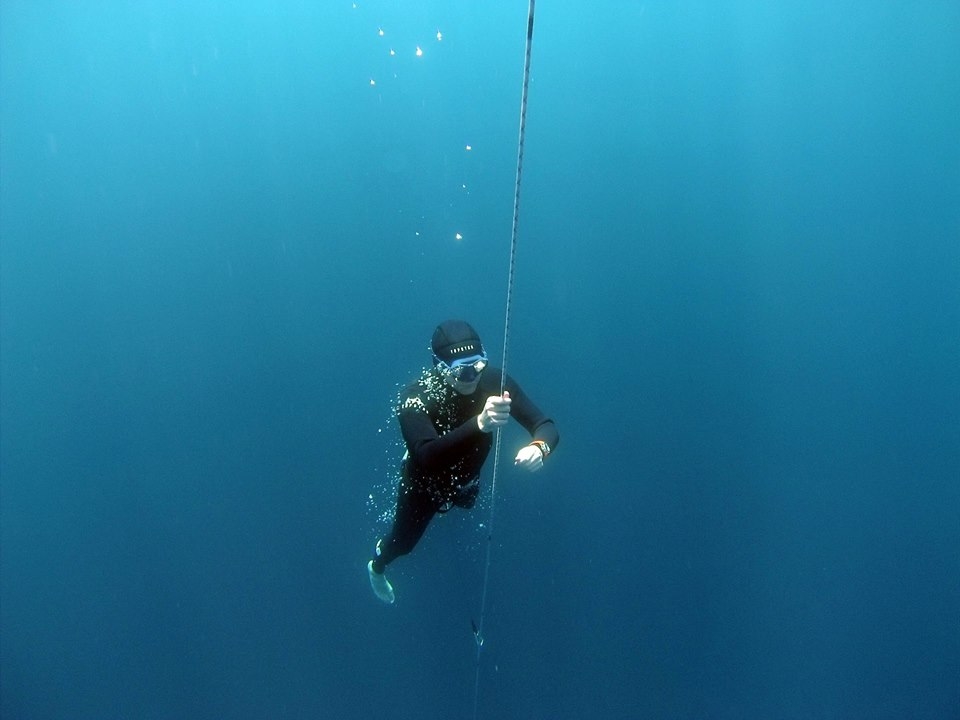 JVPlonger - Stagiaire en pleine eau - entranement technique sur cable